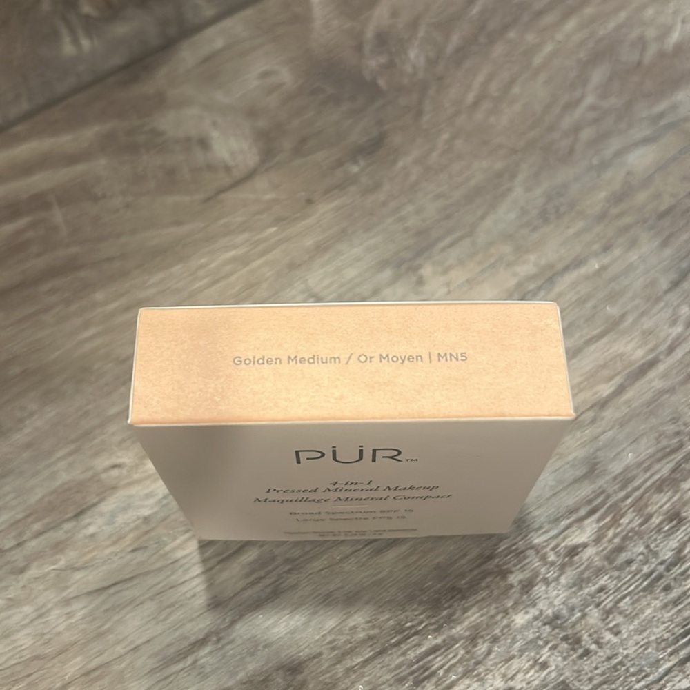 NEW! Pur 4-in-1 Pressed Mineral Makeup SPF 15 in Golden Medium (MN5) - Picture 8 of 9
